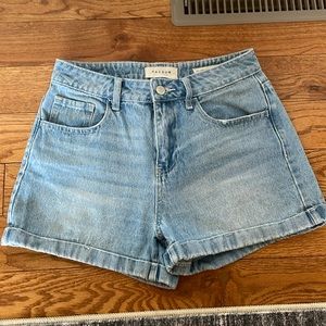 PacSun Mom short denim